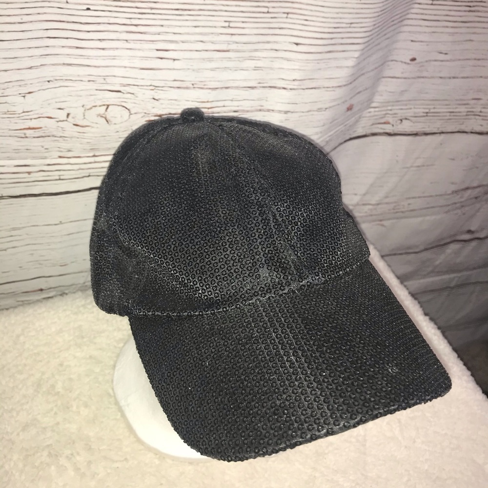 Atmosphere sparkly hat black